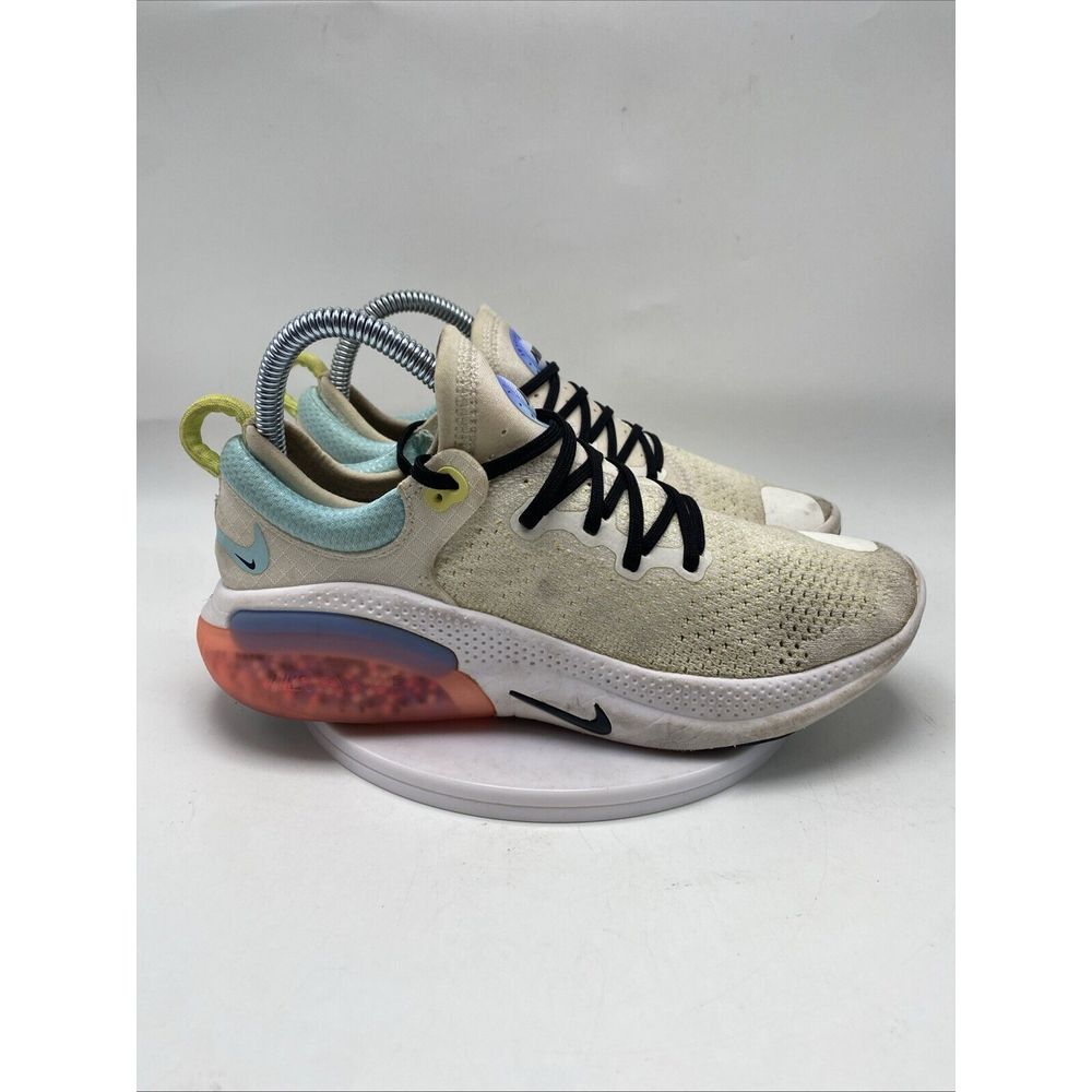 Nike Joyride Run Flyknit Women Size 7 Summit White Athletic Running Shoes 3713